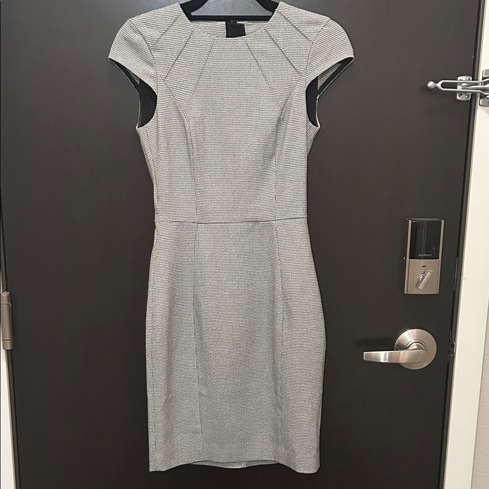 H&M Gray Cap Sleeve Dress